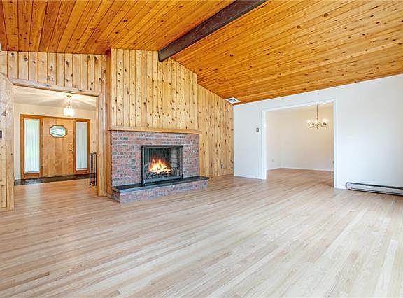 3rd image of 18 Barger St