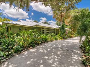 15 Ridgeland Dr, Sewalls Pt, FL 34996