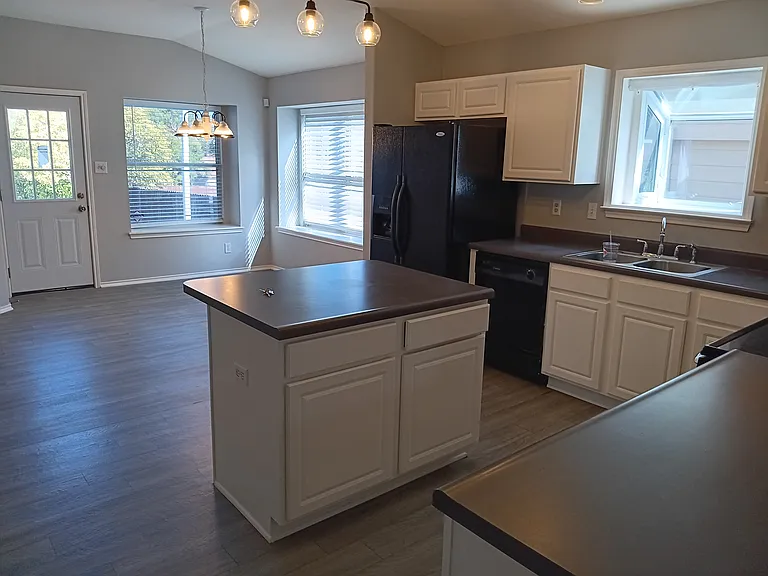 518 Lynx Mtn — Photo 4