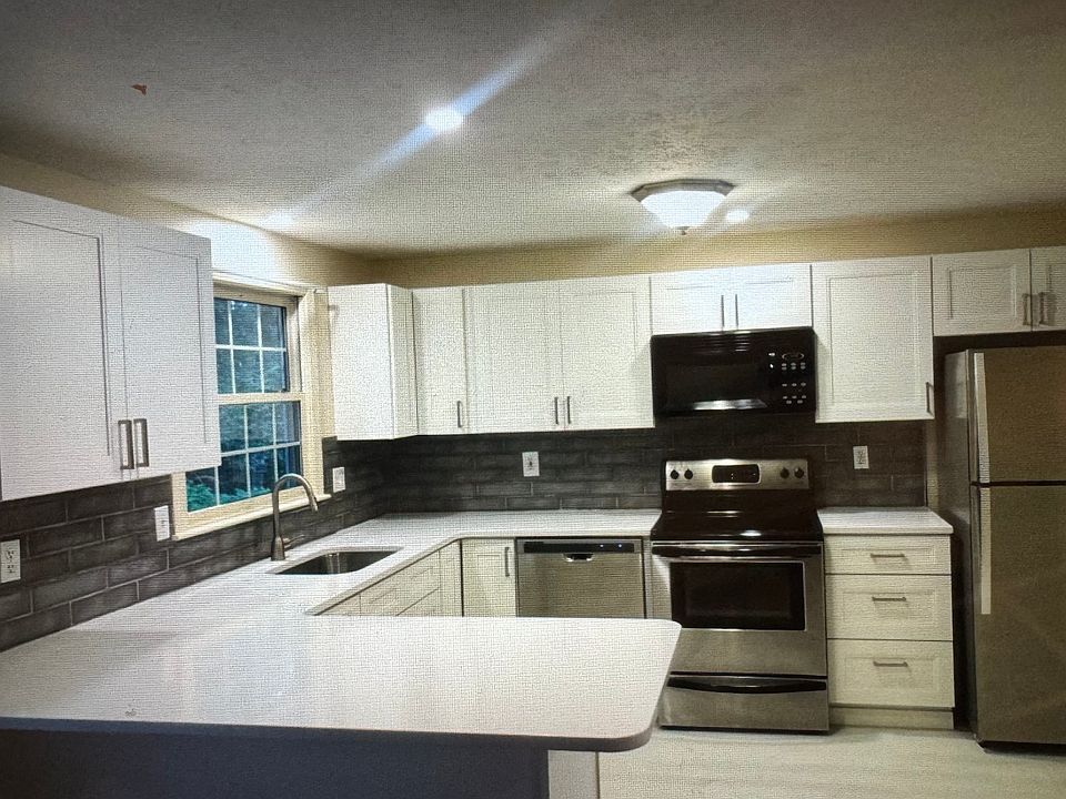 1st image of 47 Lochmere Ln #47
