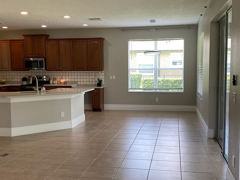 2540 Dark Oak Ct — Photo 9