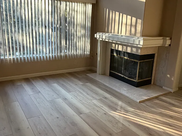 1885 Justino Dr — Photo 14