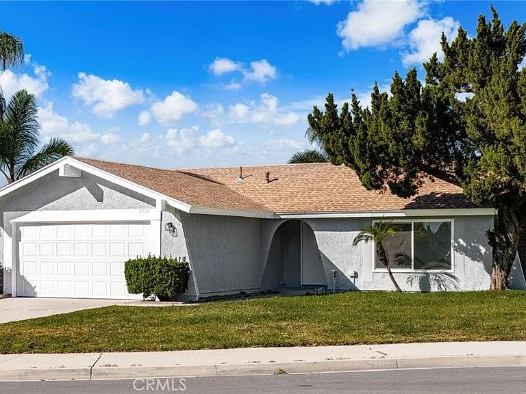 2714 S Pebble Beach Ct — Photo 1