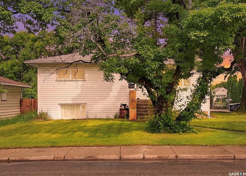 1st image of 302 U AVENUE N