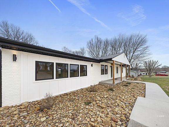 2nd image of 130 Amby Ln