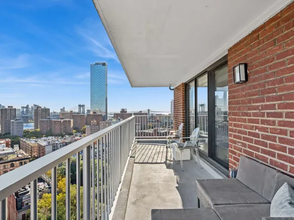 383 Grand Street image 3 of 11