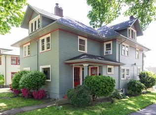 2706 SE Main St, Portland, OR 97214