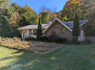 80 Park St, Farmingdale, ME 04344