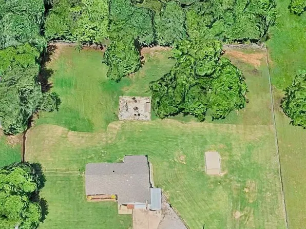 2021 N Draper Ave, Nicoma Park, OK 73020