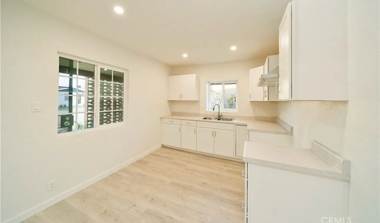 2 bed, 1574 sqft, $3,000 — Photo 3