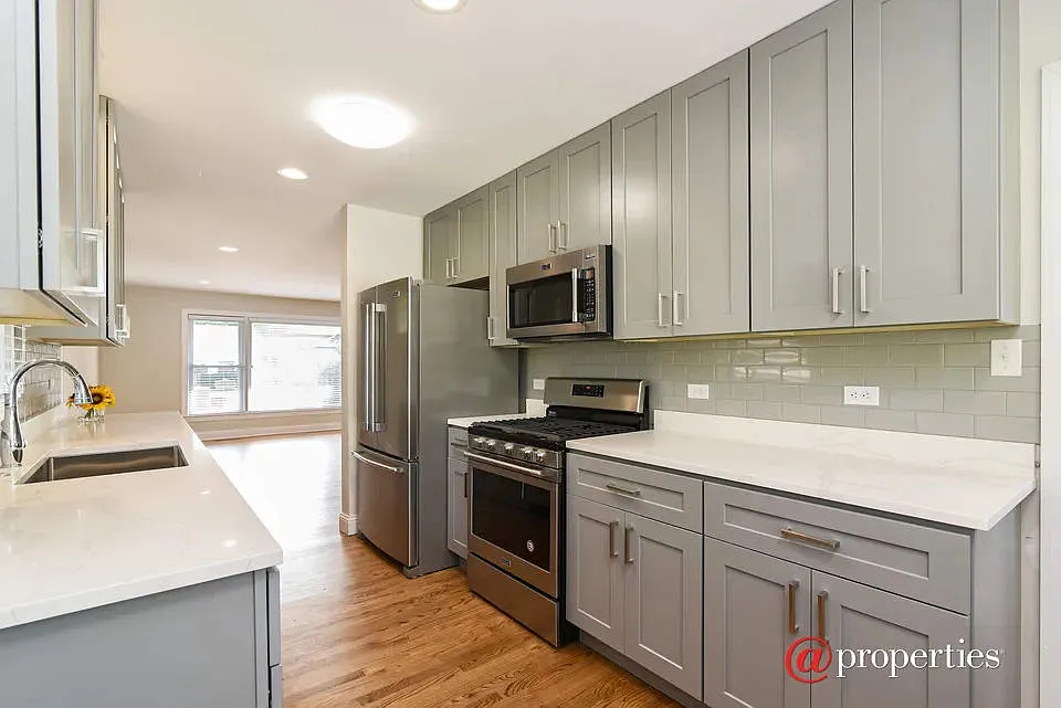 143 Thelin Ct