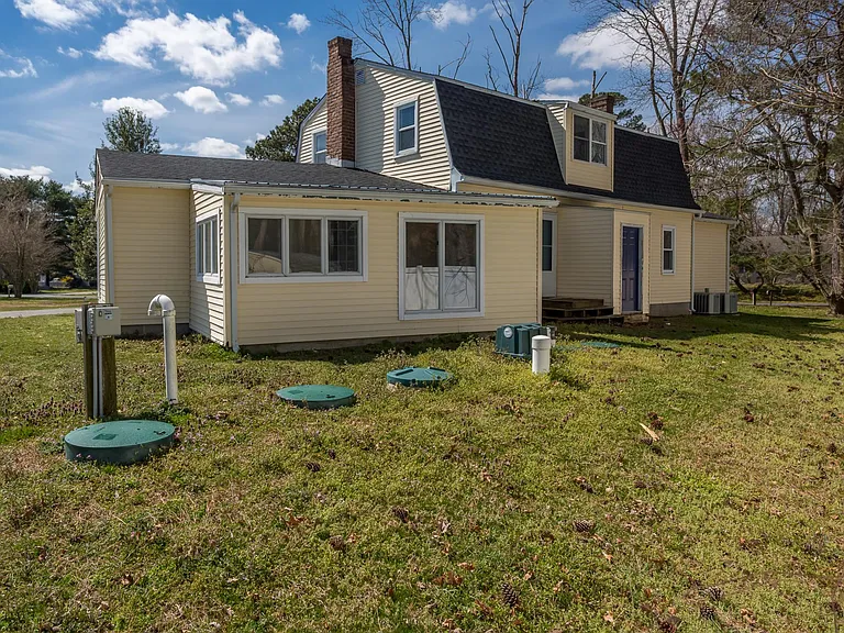 31245 Mohican Dr — Photo 35