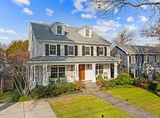 4415 Stanford St, Chevy Chase, MD 20815
