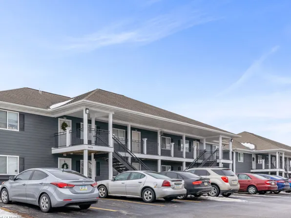 Eagles Nest Apartments, 6660 Preston Terrace Ct SW #0f8858860, Cedar Rapids, IA 52404