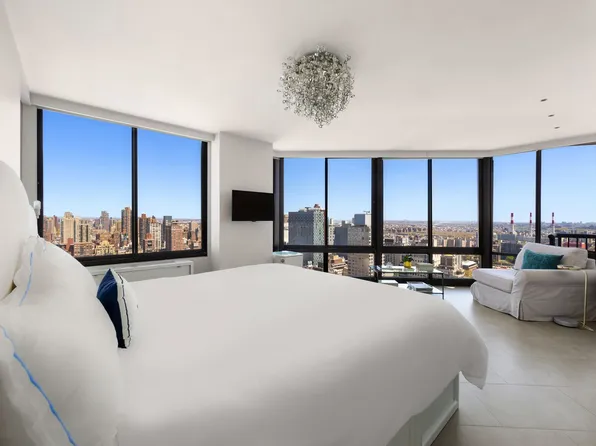 304 East 65th Street image 8 of 15