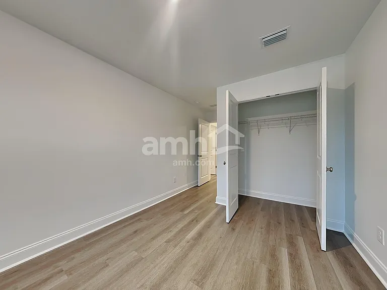329 Armstrong Curv — Photo 15