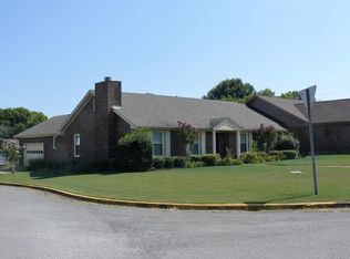 201 Wesley Ct, Florence, AL 35630