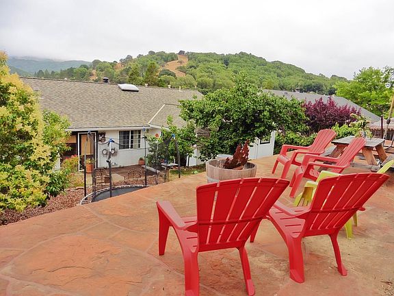 3rd image of 158 Michele Cir