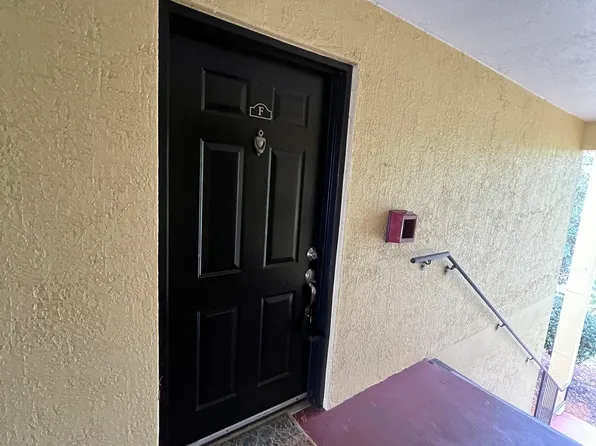 2013 Dixie Belle Dr APT F, Orlando, FL 32812