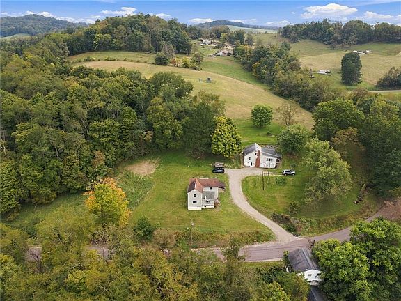 3rd image of 928 Duvall Rd