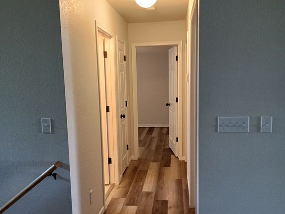 4th image of 3449 Polk Cir W