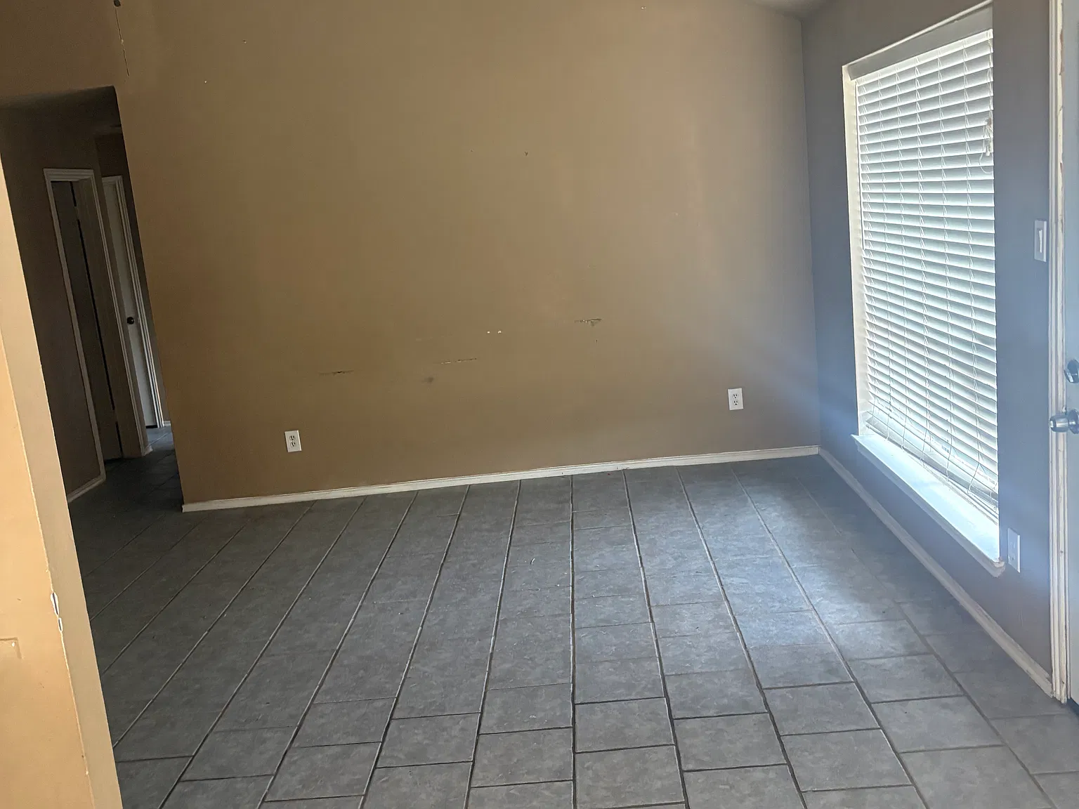 10214 Autumn Meadow Ln — Photo 3