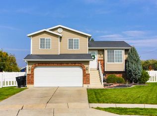 1778 N 2340 W, Clinton, UT 84015