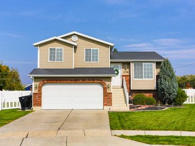 1778 N 2340 W, Clinton, UT, 84015