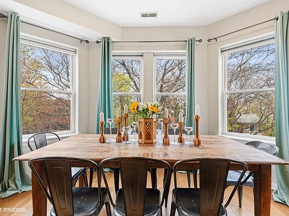 4th image of 1735 W Catalpa Ave #3N