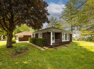 240 E Hillcrest Ave, Wood Dale, IL