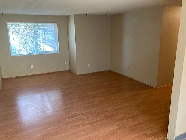 3220 Kauffman Ave #J — Photo 7