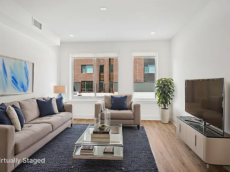 The Howell - 2101 Washington Ave — Photo 29