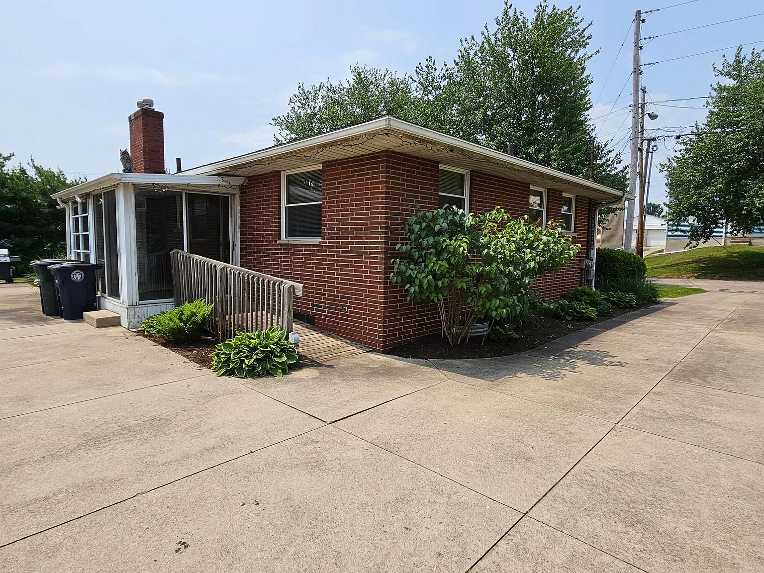 2 bed, 750 sqft, $1,100 — Photo 3