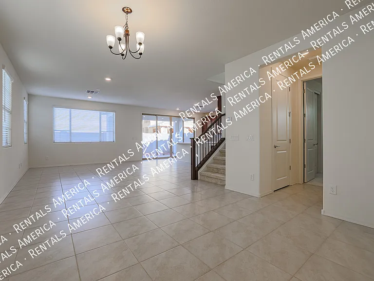 10036 E Tiburon Ave — Photo 4