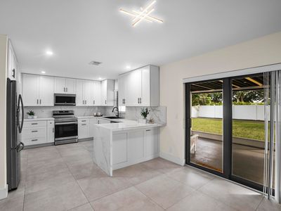 9490 Richmond Circle, Boca Raton, FL, 33434