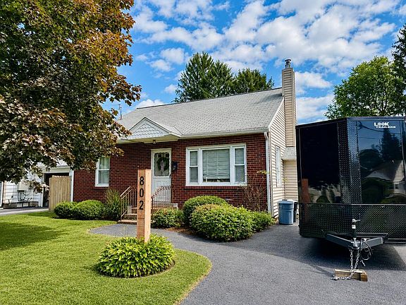 2nd image of 802 Morlando Dr