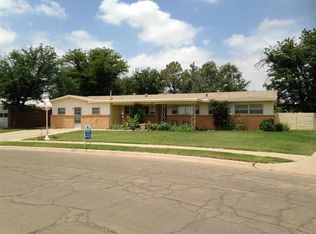 1100 Camino Real, Roswell, NM 88203