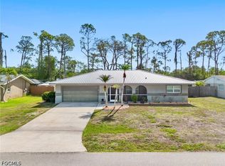 8848 Fordham St, Fort Myers, FL 33907