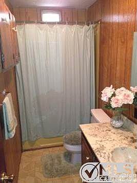 4th image of 292 Spanish Oak Dr
