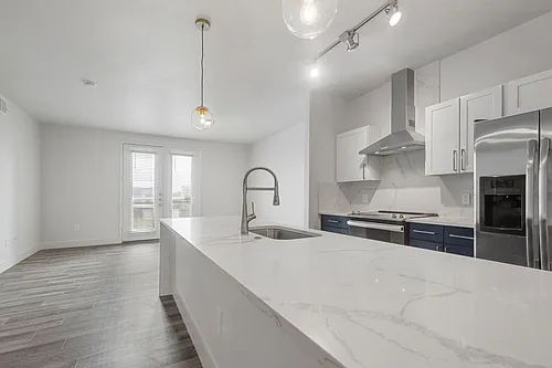 The Lofts at West 7th Photo 1