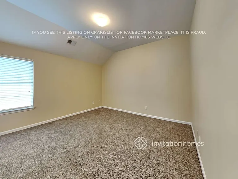 9782 Sinclair Ln — Photo 10