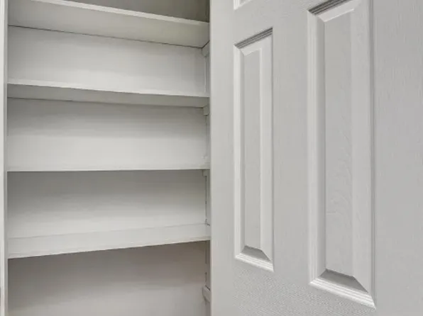 250 Main St APT 5, Spotswood, NJ 08884