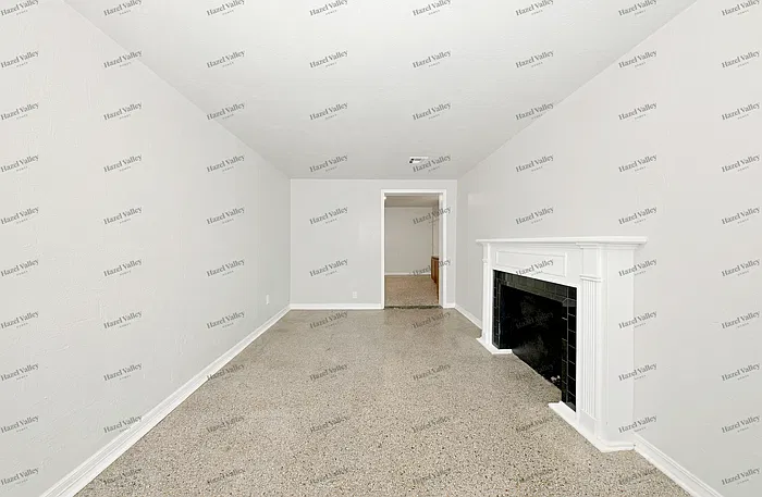 3 bed, 2.0 bath, 1692 sqft, $1,520 — Photo 4