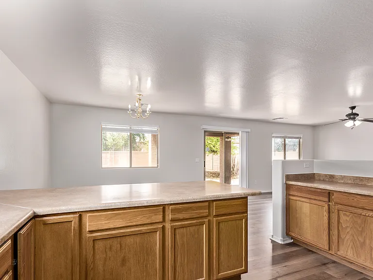 10956 W Taft St — Photo 24