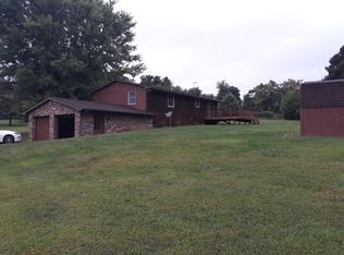 46 Hot House Ln, Washington, PA 15301
