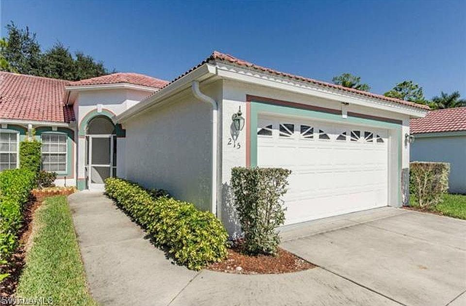 2nd image of 215 Melrose Pl #55