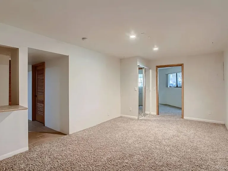 7 E Belleview Dr — Photo 13