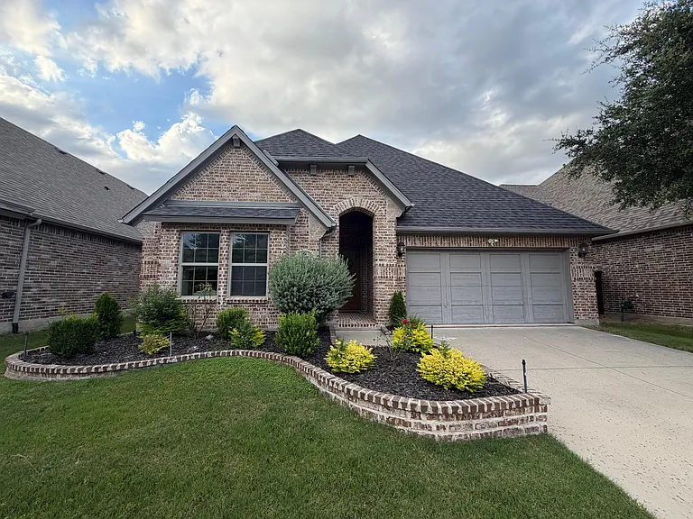 6708 Bermuda Ave — Photo 2