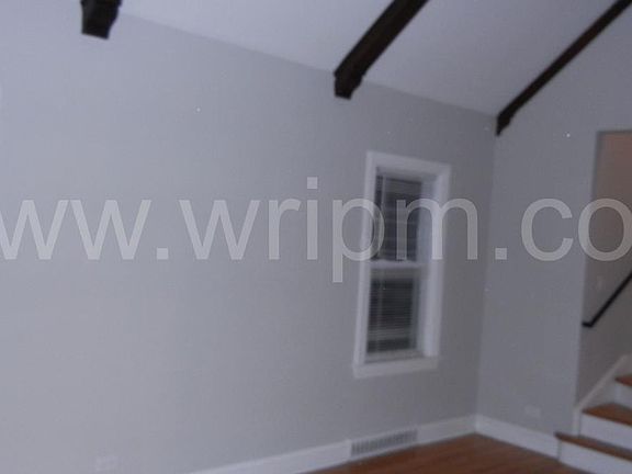 5th image of 10915 S Avenue F