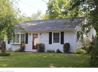 7 Apple St, Wallingford, CT 06492